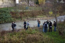 In Adelsheim mit Klasse 10 / NwT: Biologische Gewässeruntersuchung an der Seckach